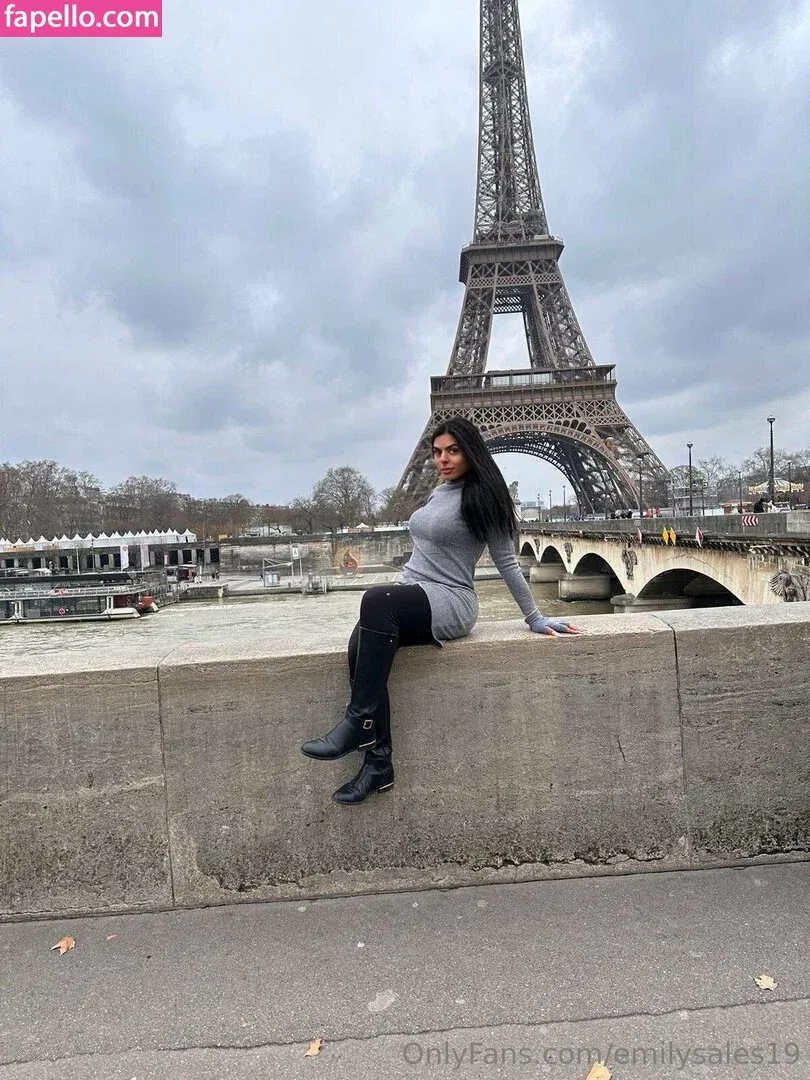 emilysales19 Onlyfans Photo Gallery 