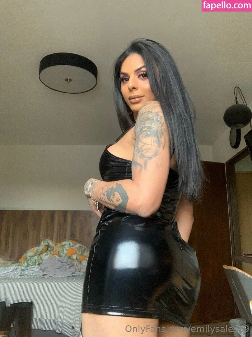 emilysales19 Onlyfans Photo Gallery 