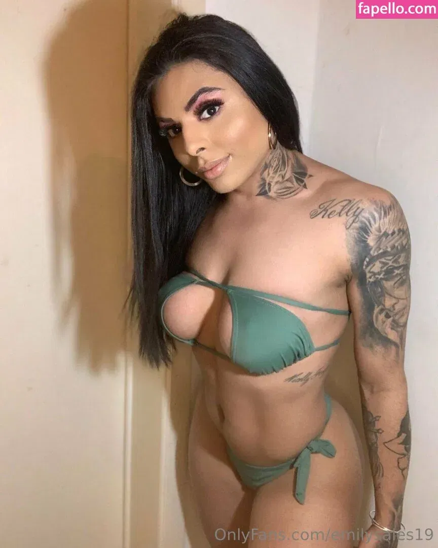 emilysales19 Onlyfans Photo Gallery 