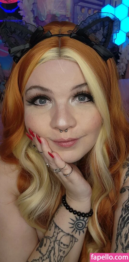 awkwardsxccxbxs Onlyfans Photo Gallery 