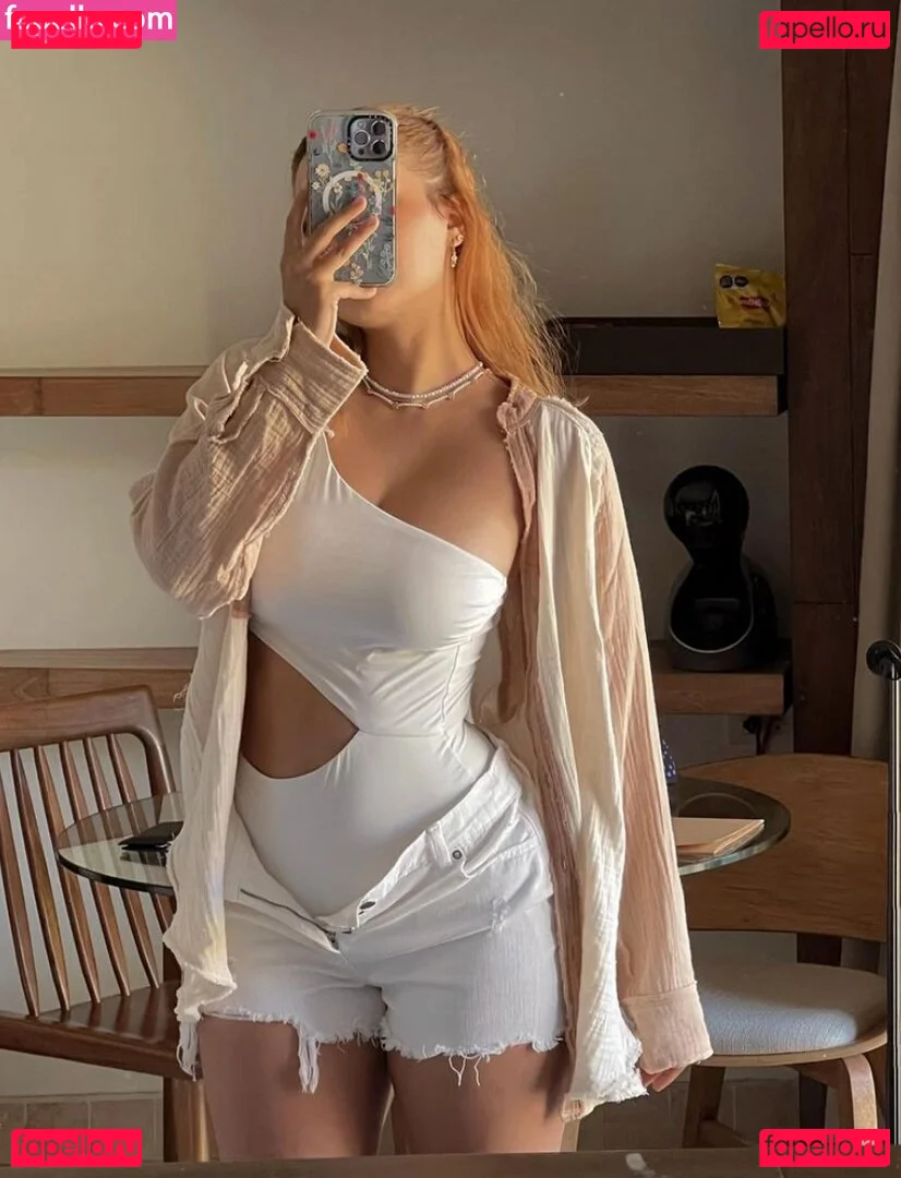 Andrea Chapa Onlyfans Photo Gallery 