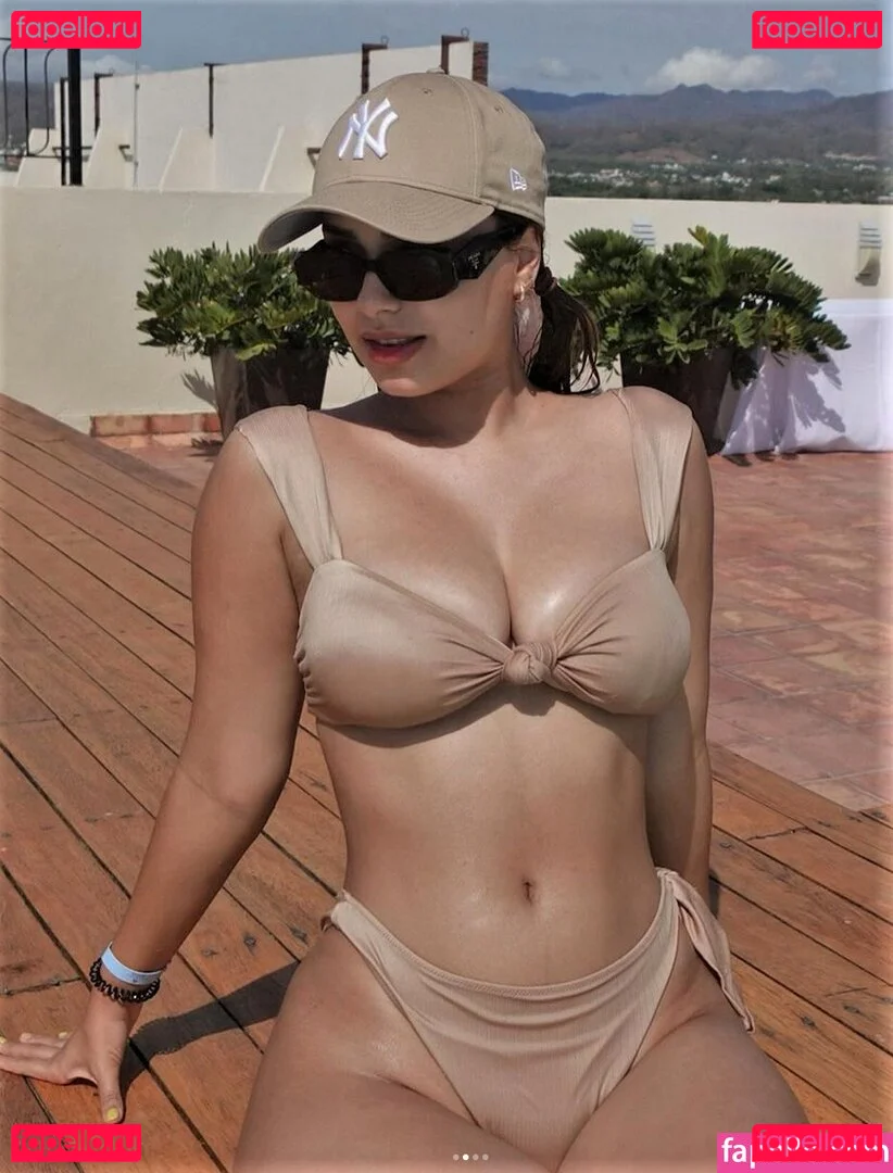 Andrea Chapa Onlyfans Photo Gallery 