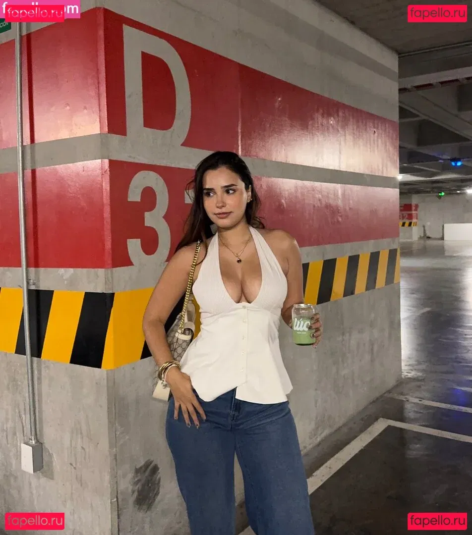 Andrea Chapa Onlyfans Photo Gallery 