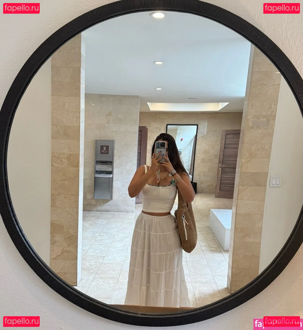 Andrea Chapa Onlyfans Photo Gallery 