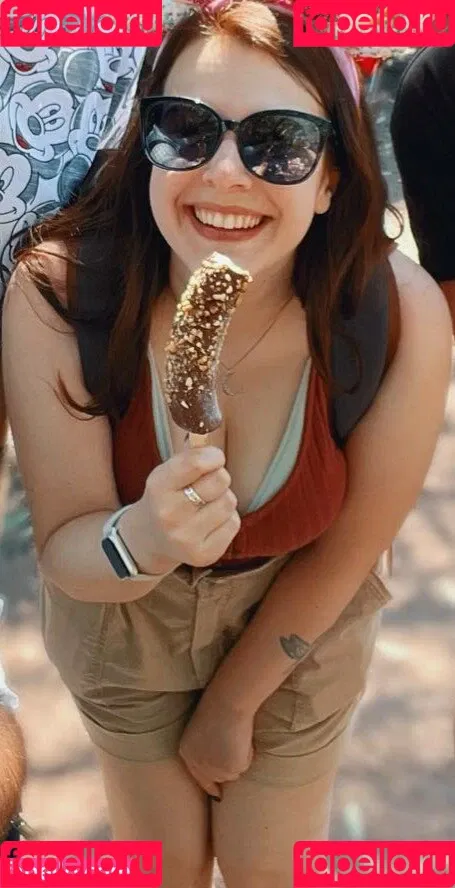 Cherry Wallis Onlyfans Photo Gallery 