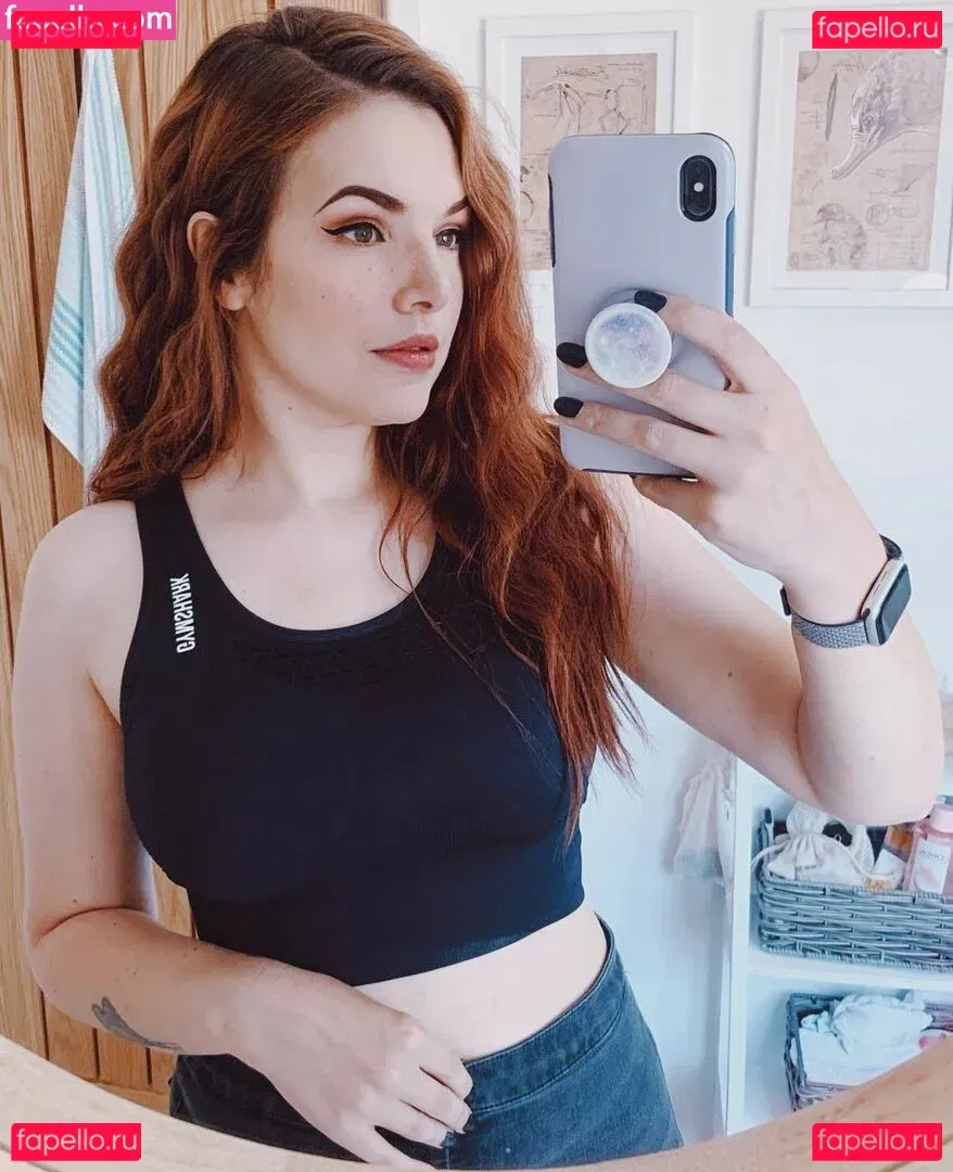 Cherry Wallis Onlyfans Photo Gallery 