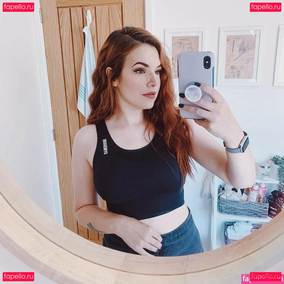 Cherry Wallis Onlyfans Photo Gallery 