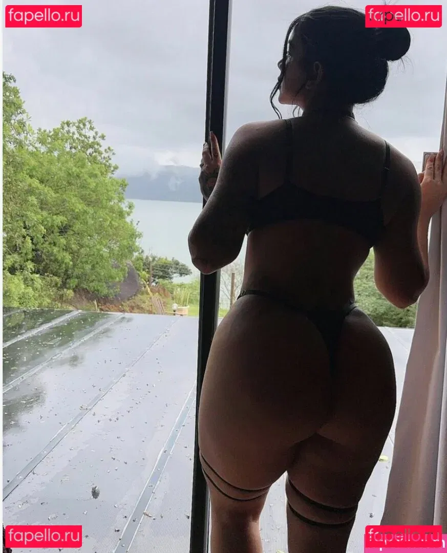 Marian Gomez Onlyfans Photo Gallery 