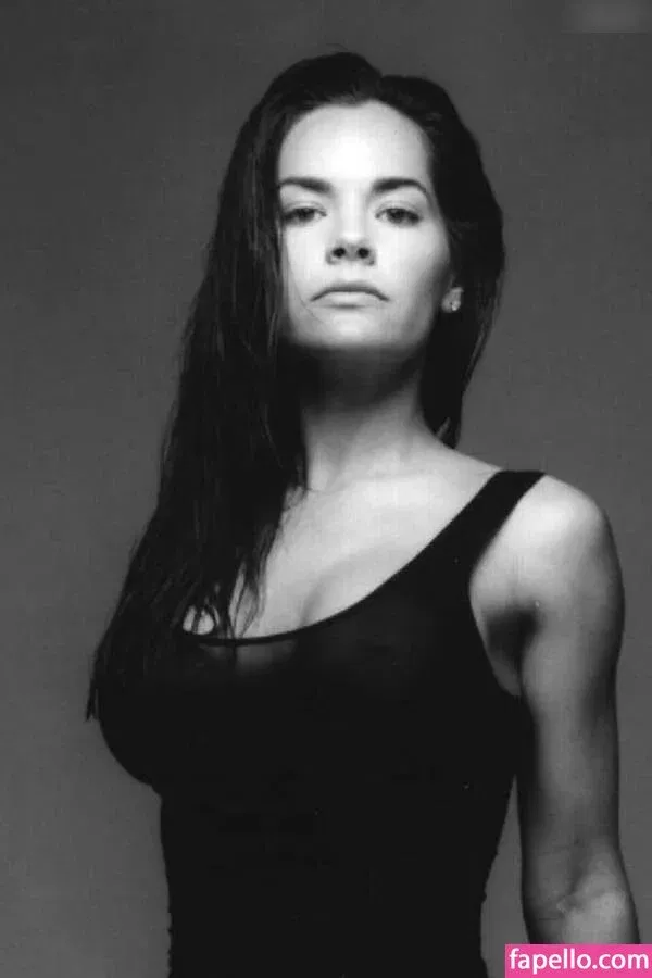 Athena Massey Onlyfans Photo Gallery 