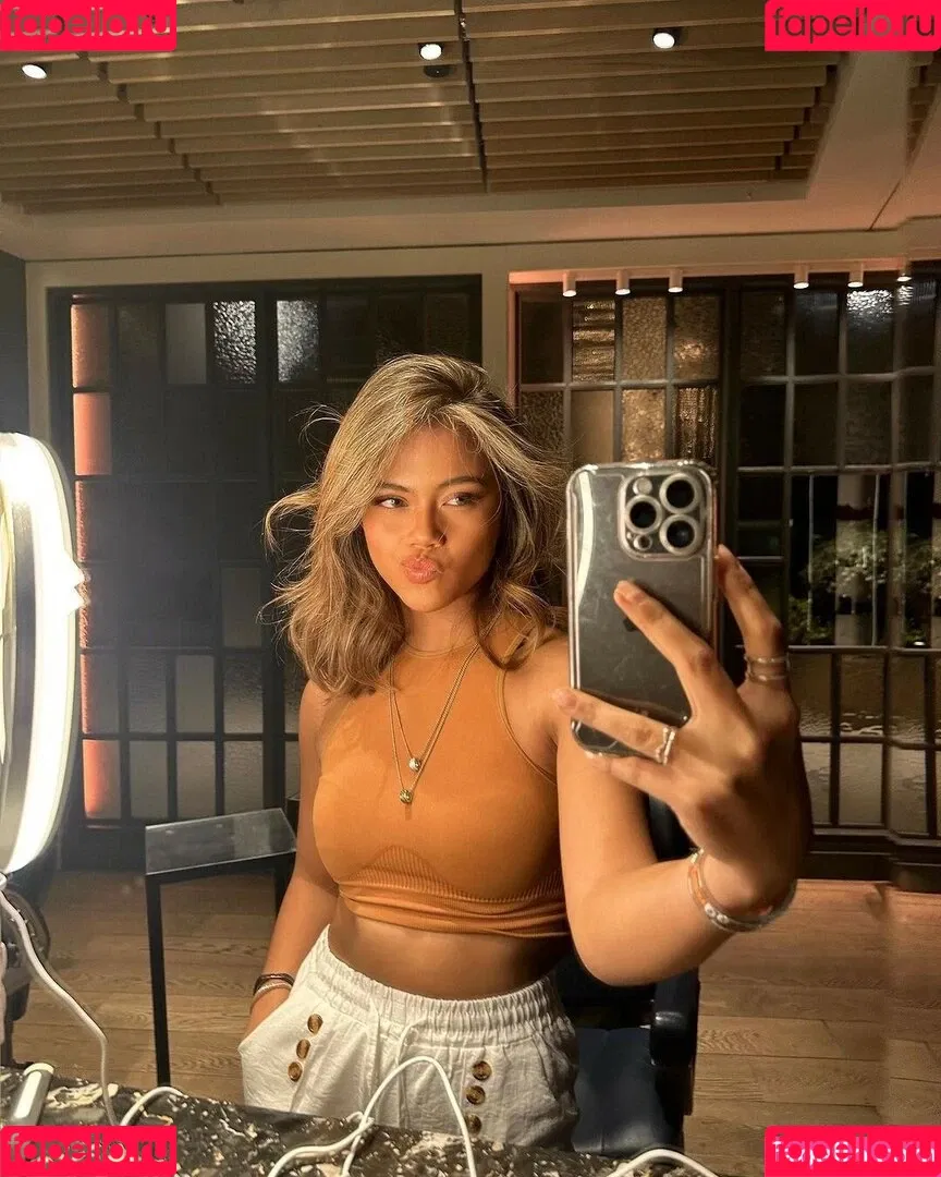 Bianca Bustamante Onlyfans Photo Gallery 