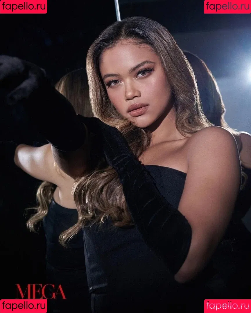 Bianca Bustamante Onlyfans Photo Gallery 