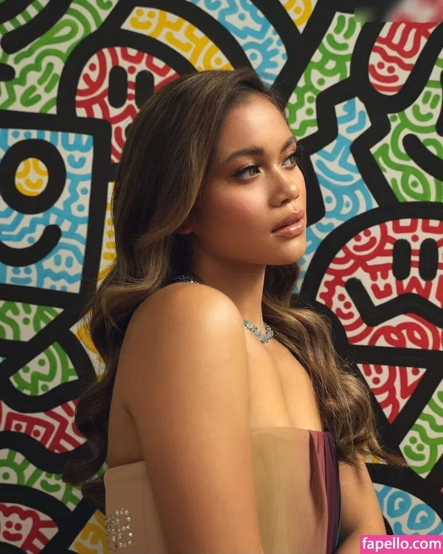 Bianca Bustamante Onlyfans Photo Gallery 