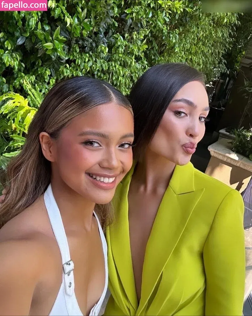 Bianca Bustamante Onlyfans Photo Gallery 