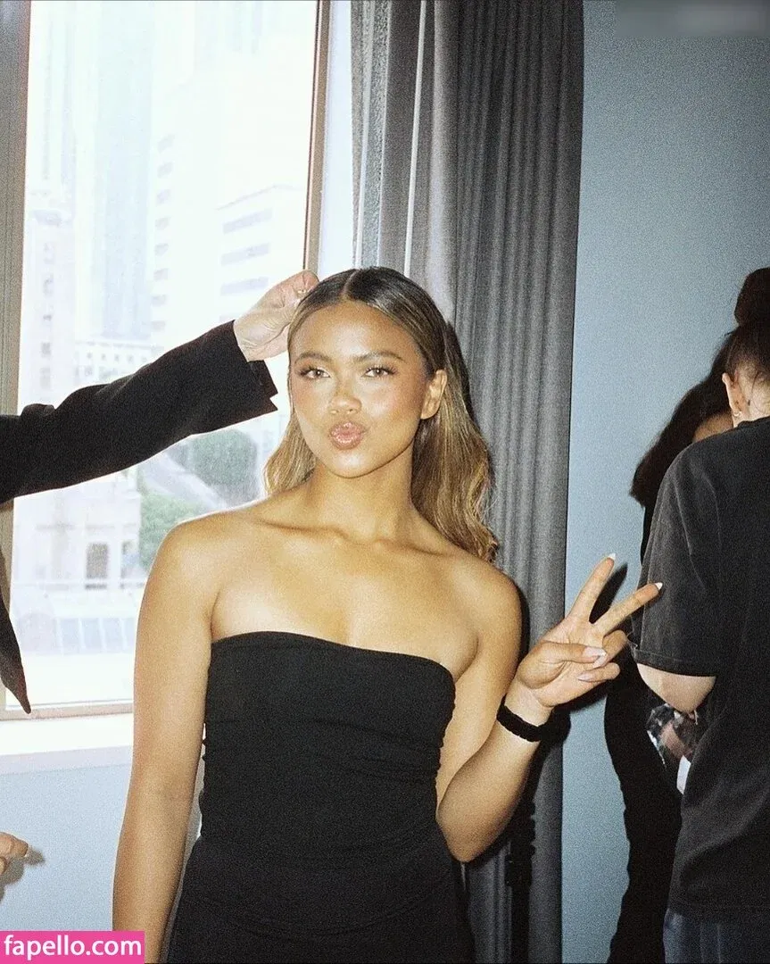 Bianca Bustamante Onlyfans Photo Gallery 