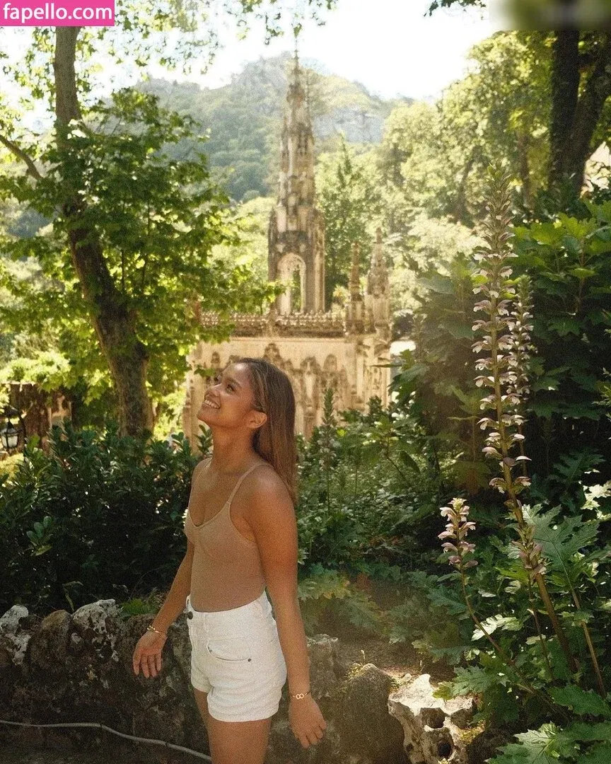 Bianca Bustamante Onlyfans Photo Gallery 