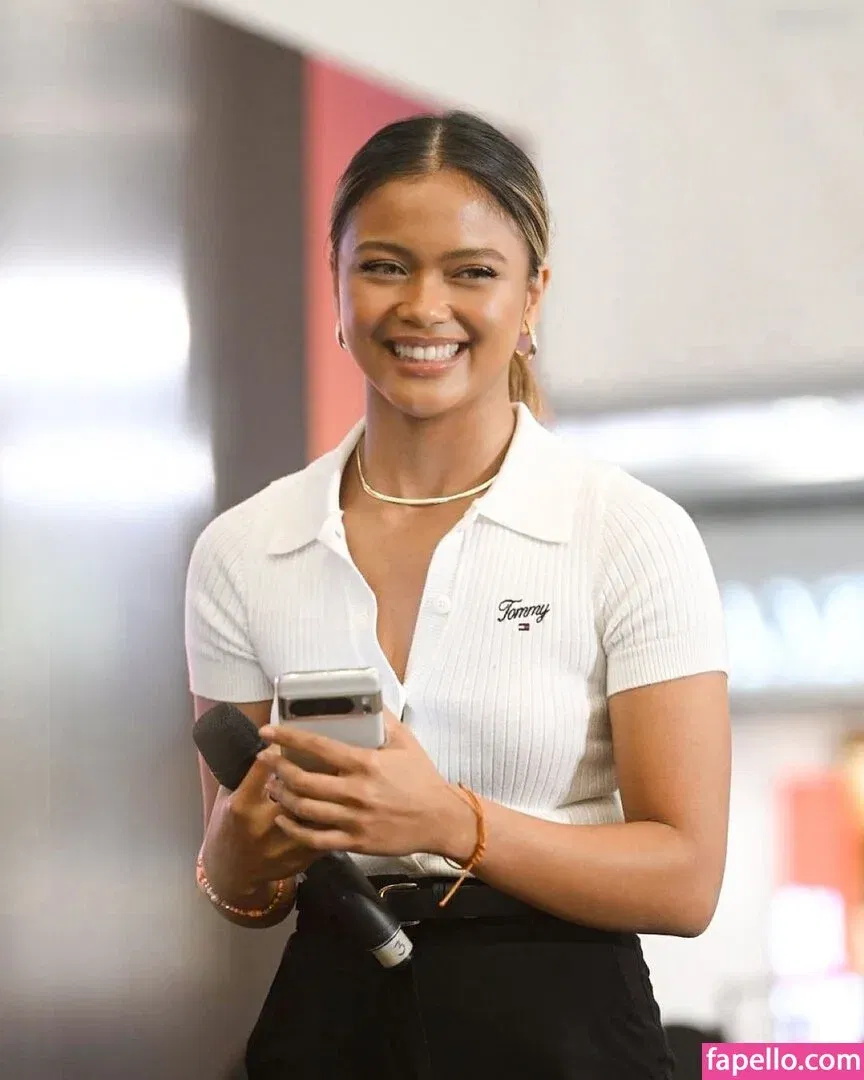 Bianca Bustamante Onlyfans Photo Gallery 