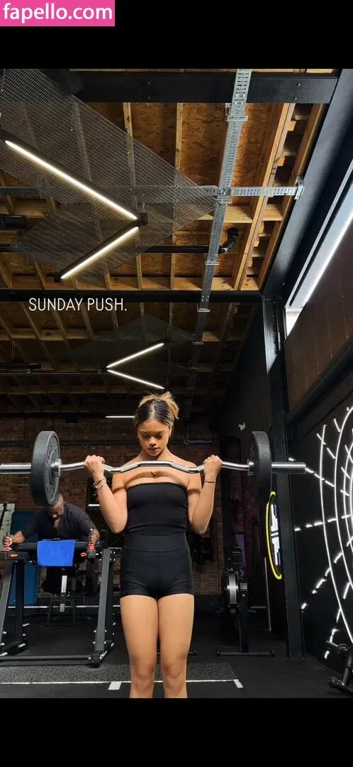 Bianca Bustamante Onlyfans Photo Gallery 