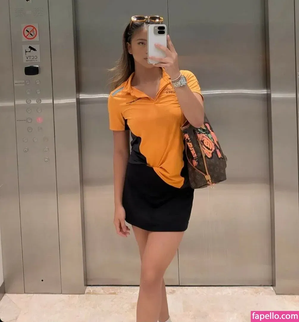 Bianca Bustamante Onlyfans Photo Gallery 