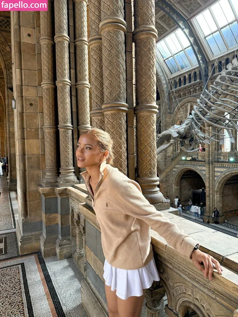 Bianca Bustamante Onlyfans Photo Gallery 