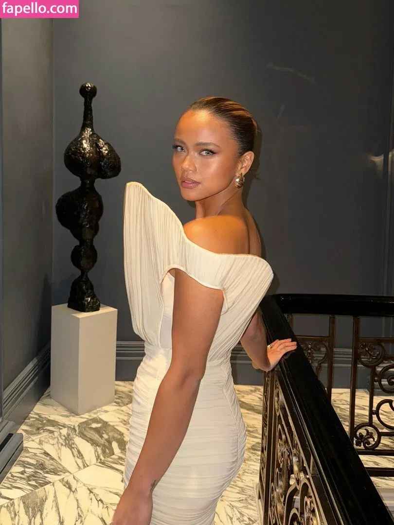 Bianca Bustamante Onlyfans Photo Gallery 