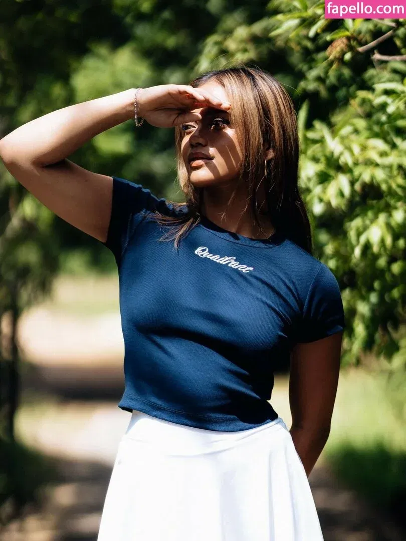 Bianca Bustamante Onlyfans Photo Gallery 