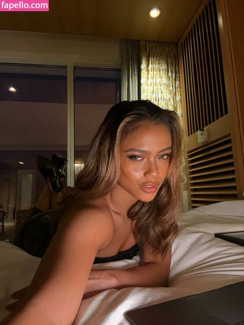 Bianca Bustamante Onlyfans Photo Gallery 