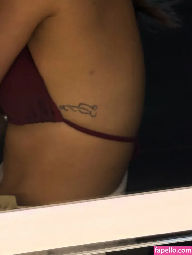 Bianca Bustamante Onlyfans Photo Gallery 