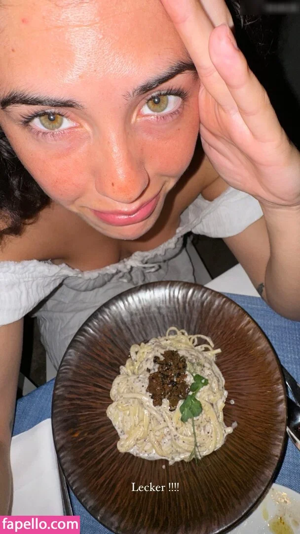 Jeannie-Naomi Wagner Onlyfans Photo Gallery 