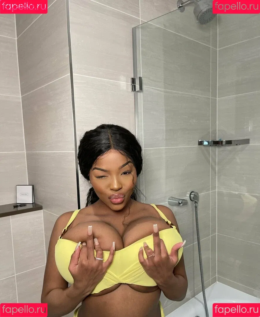Angela Mishhhj Onlyfans Photo Gallery 