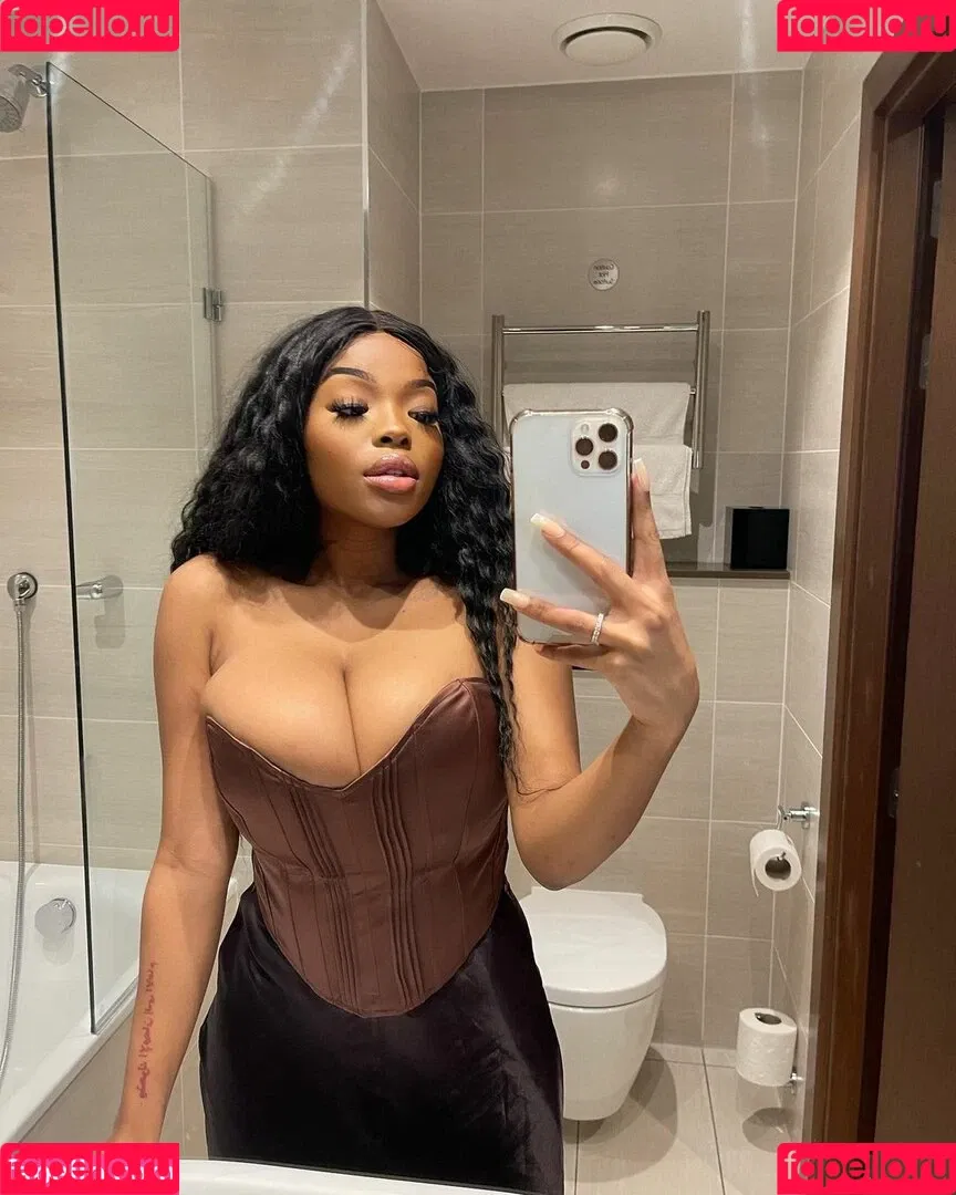 Angela Mishhhj Onlyfans Photo Gallery 