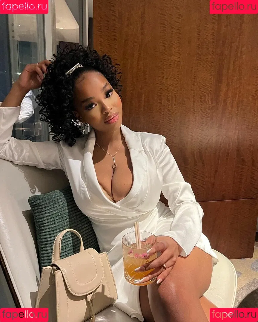Angela Mishhhj Onlyfans Photo Gallery 