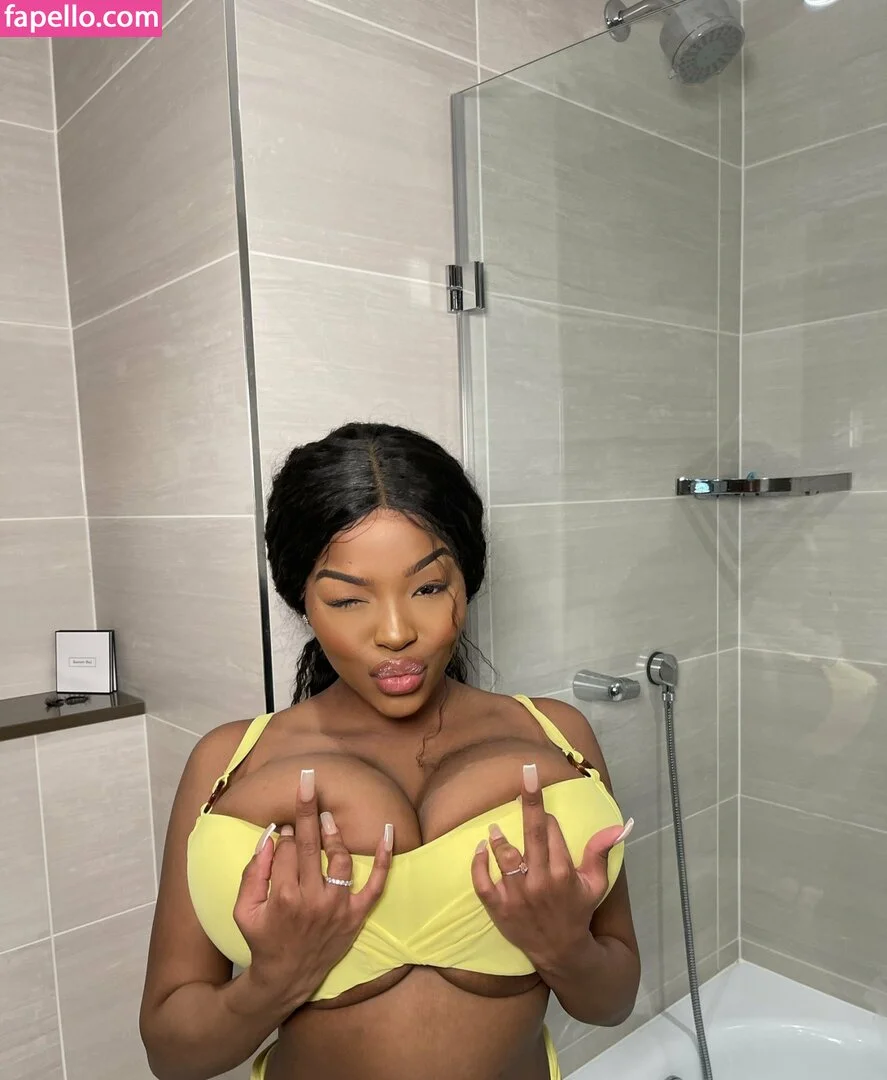 Angela Mishhhj Onlyfans Photo Gallery 