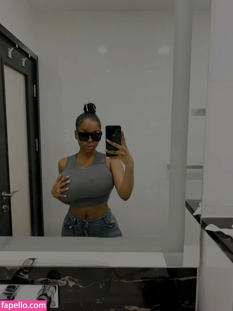 Angela Mishhhj Onlyfans Photo Gallery 