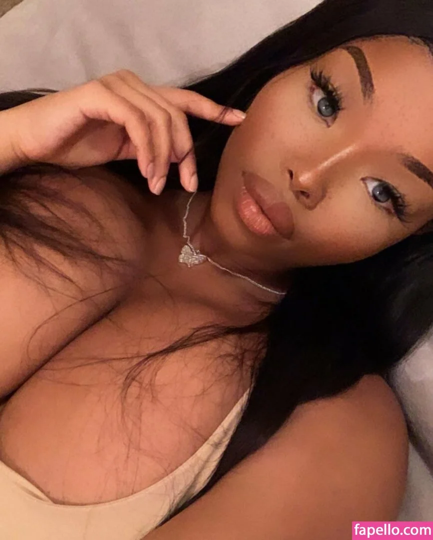 Angela Mishhhj Onlyfans Photo Gallery 