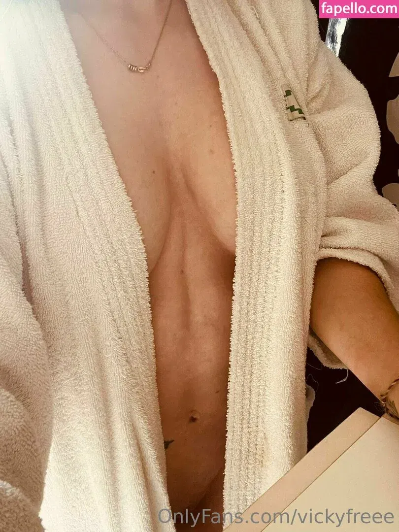 vicky.rose Onlyfans Photo Gallery 