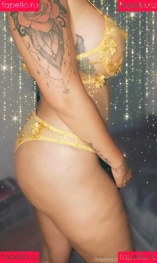 rosalie2311 Onlyfans Photo Gallery 