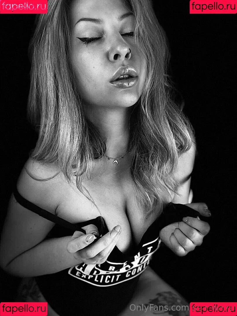 sea_wave Onlyfans Photo Gallery 