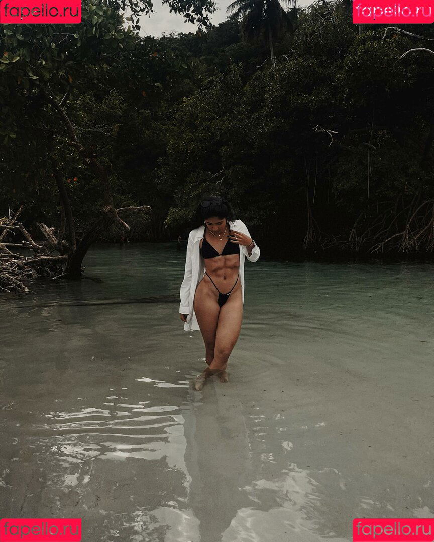 Zamira Garcia Onlyfans Photo Gallery 