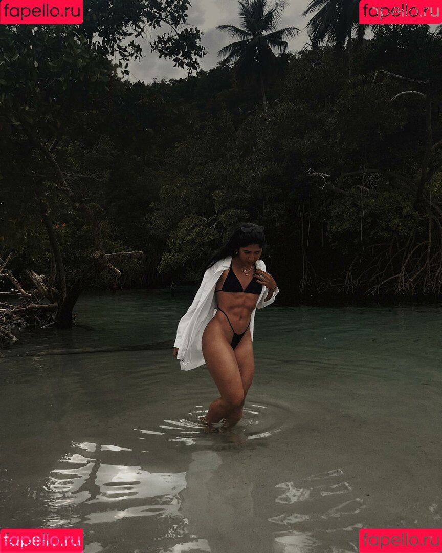 Zamira Garcia Onlyfans Photo Gallery 