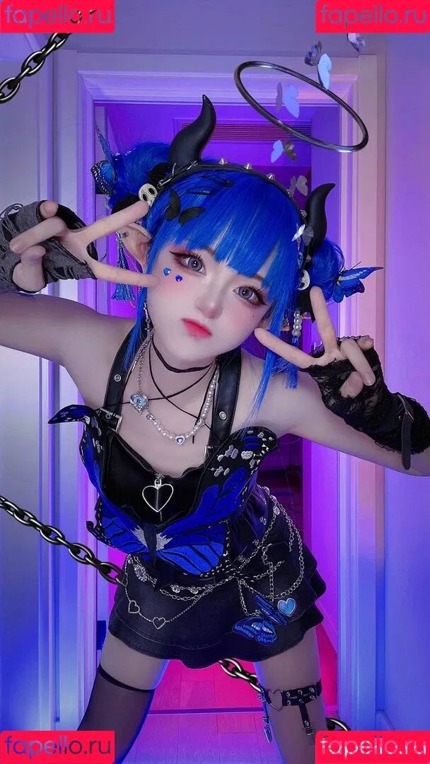 SeeU Cosplay Onlyfans Photo Gallery 
