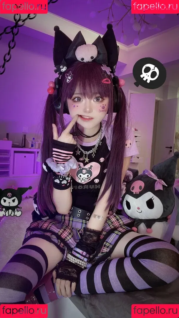 SeeU Cosplay Onlyfans Photo Gallery 