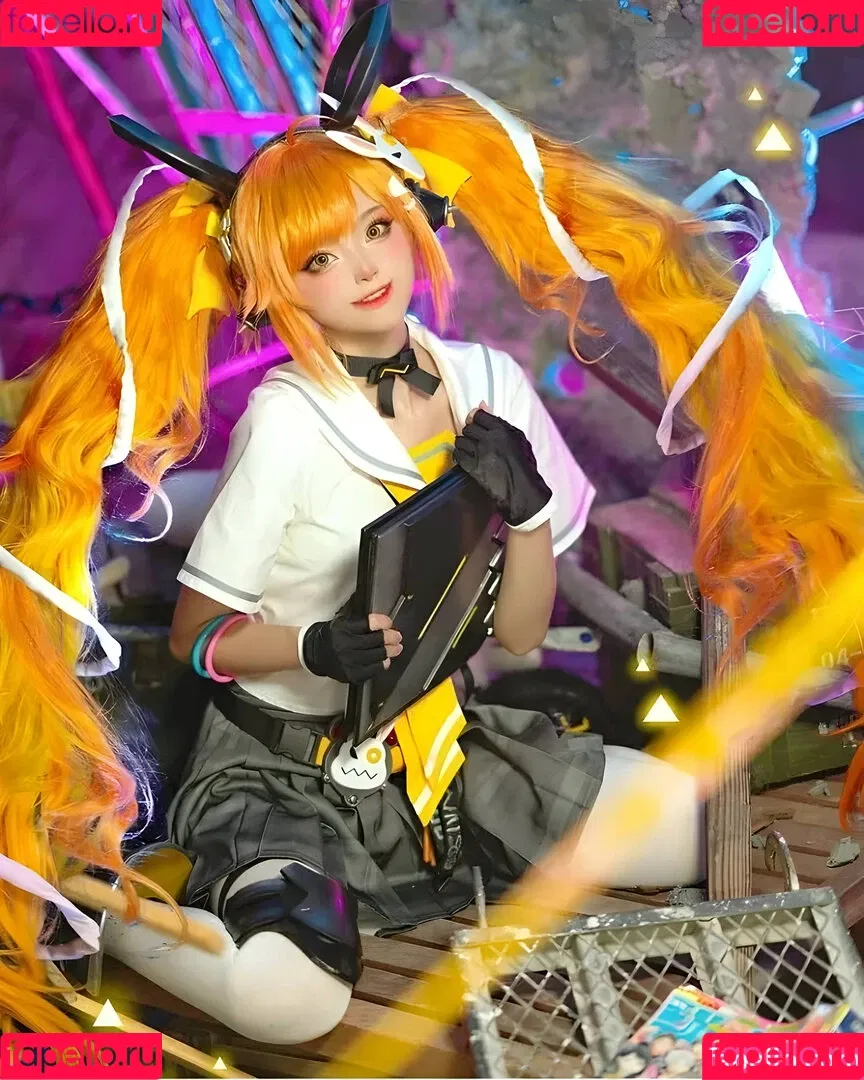 SeeU Cosplay Onlyfans Photo Gallery 