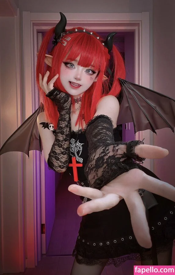 SeeU Cosplay Onlyfans Photo Gallery 