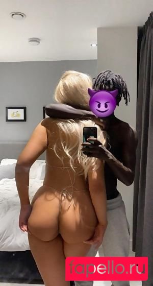 Hollyhenson Nude Onlyfans Photo 30