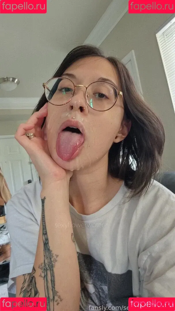 SexyWaterFlower Onlyfans Photo Gallery 