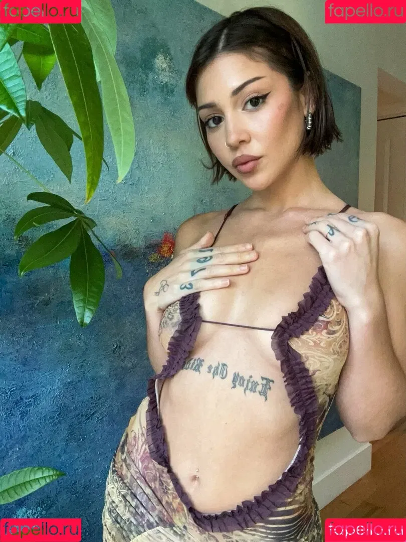 AlmondMilkHunni Onlyfans Photo Gallery 