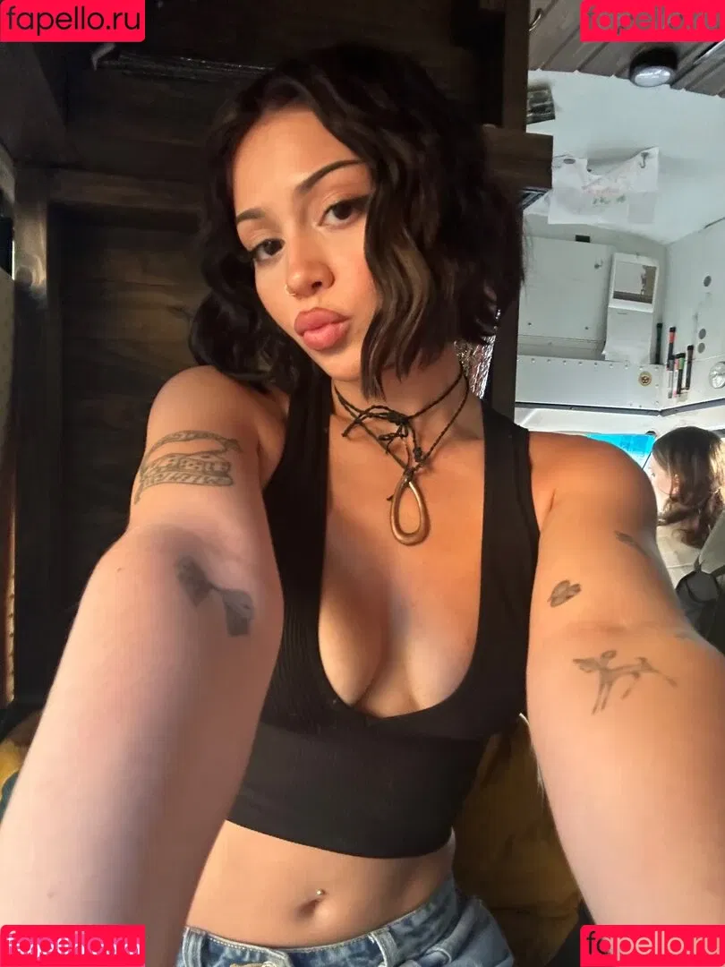 AlmondMilkHunni Onlyfans Photo Gallery 