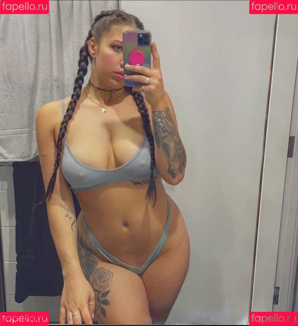 Poppy Peach Onlyfans Photo Gallery 