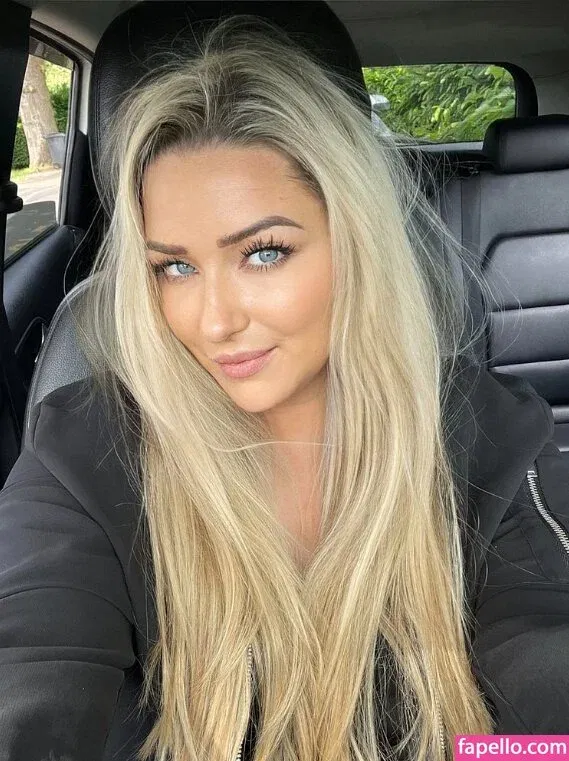 Poppy Peach Onlyfans Photo Gallery 