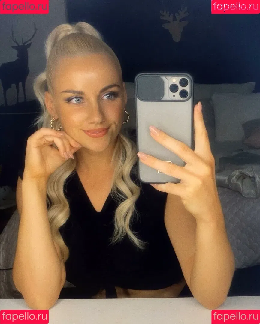 Mikalah Burgess Onlyfans Photo Gallery 